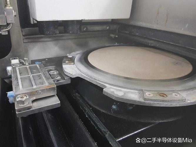 disco 作为半导体加工设备领域的佼佼者,这款 dad522 晶圆切割机在